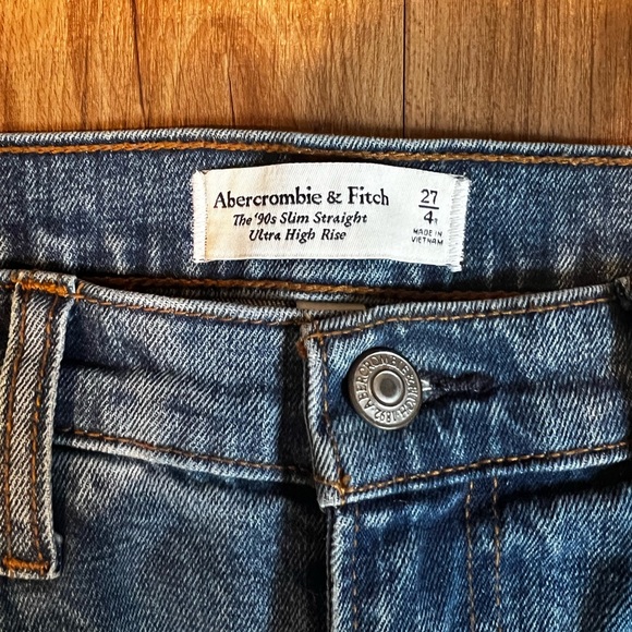 Abercrombie curve love jeans - Picture 2 of 2